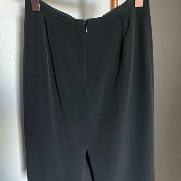 Armani pencil skirt - Picture 2 of 3